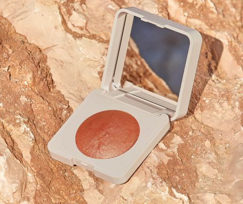 Mineral Rouge - Natural Glow - lässt sich leicht auftragen, verblenden und wird nicht fleckig