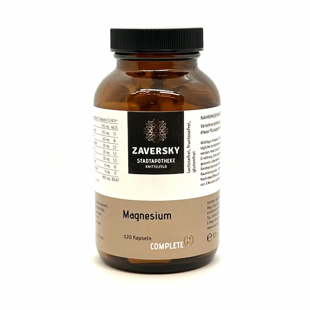 Braune Kapseldose Magnesium von Stadtapotheke Zaversky, Complete-Serie, 120 Kapseln, mit Nährwerttabelle und schwarzem Schraubverschluss.