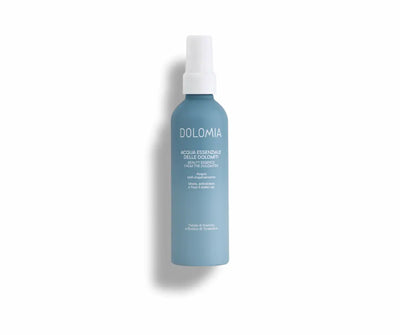 Dolomia Acqua Essenziale delle Dolomiti Gesichtsspray in blauer Sprühflasche mit weißem Sprühkopf, Vorderansicht